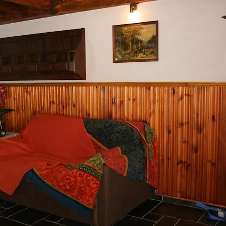 Le Pre De La Fontaine * Paliseul